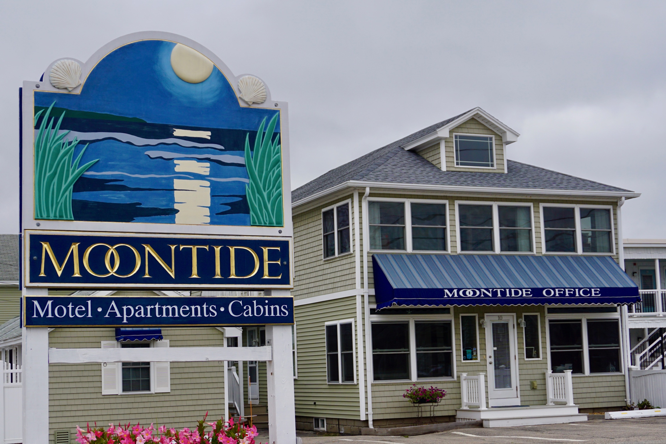 Moontide Motel - lodging old orchard beach